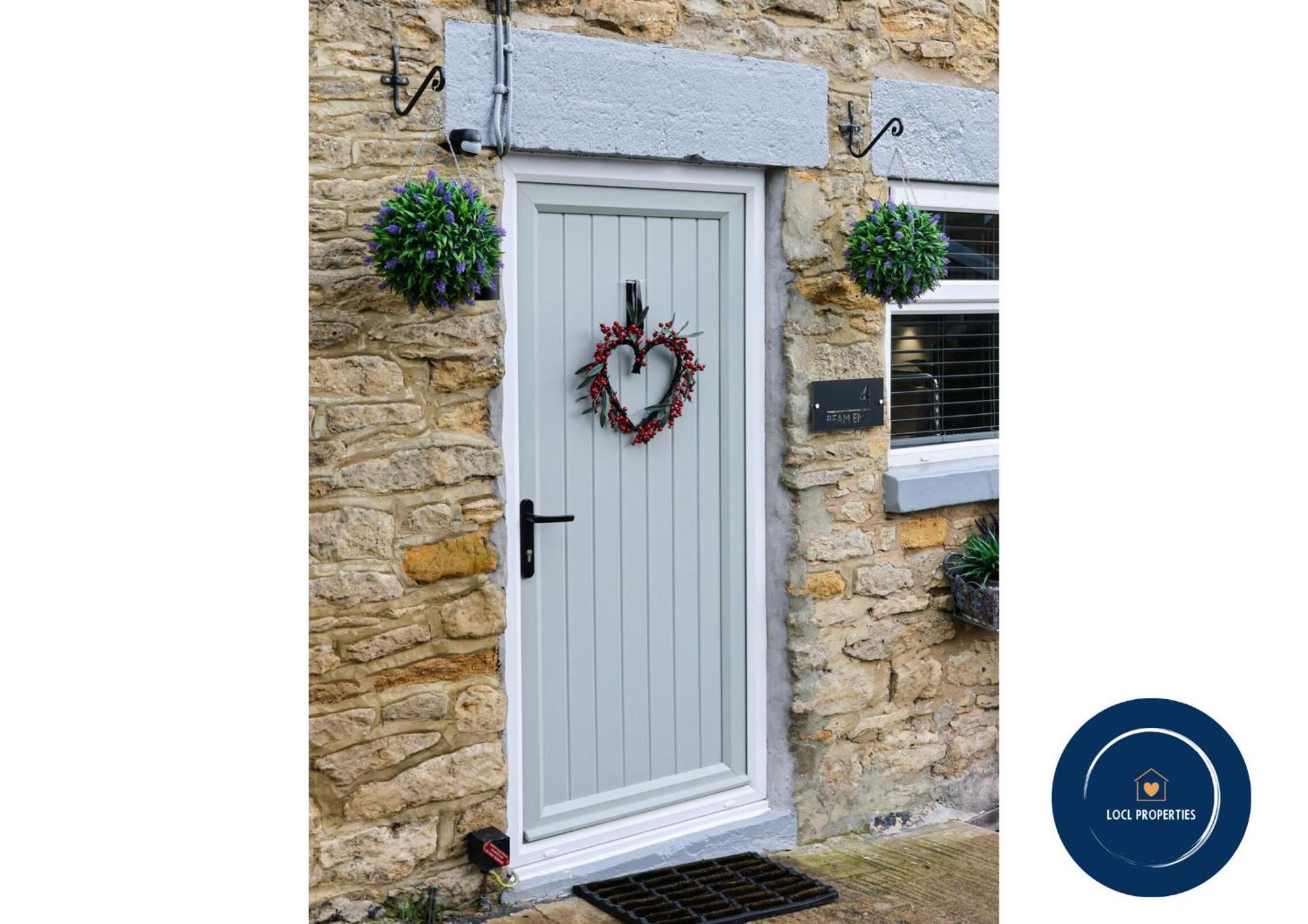 Beam End Snainton - Modern 2-Bedroom Stone Cottage Exterior photo