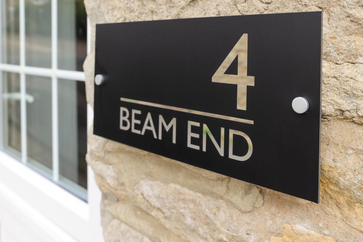 Beam End Snainton - Modern 2-Bedroom Stone Cottage Exterior photo